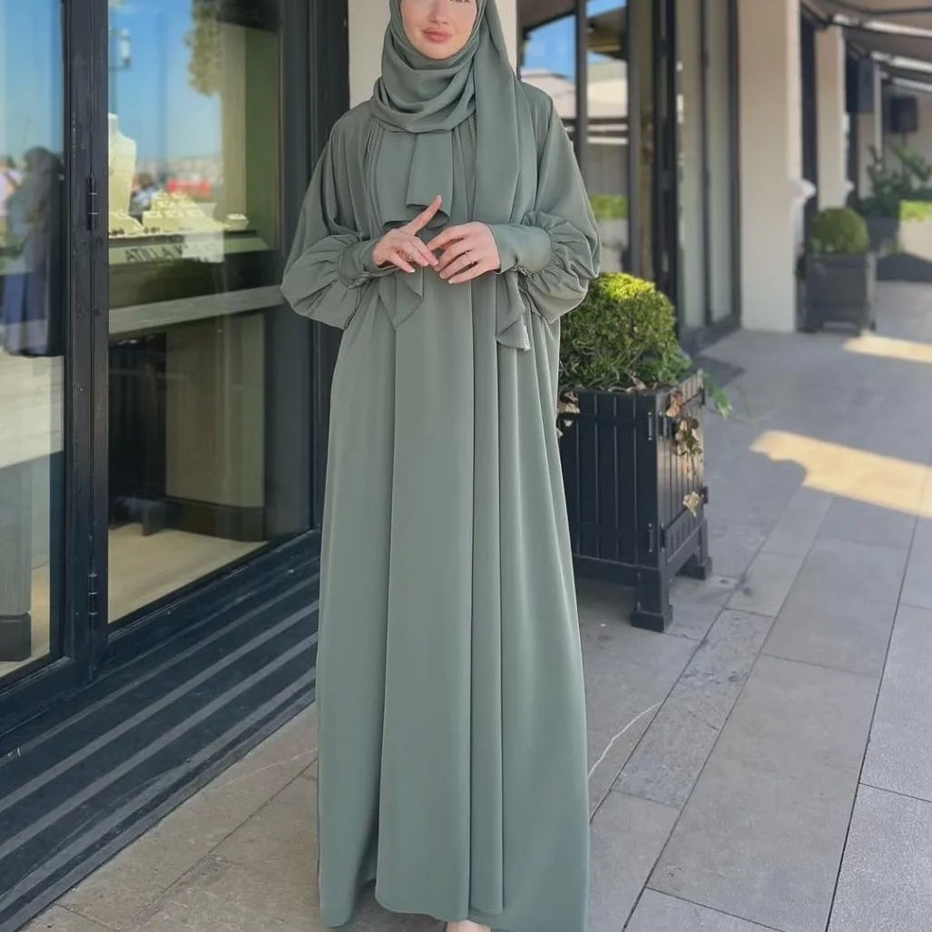 Irani Abaya with stroller