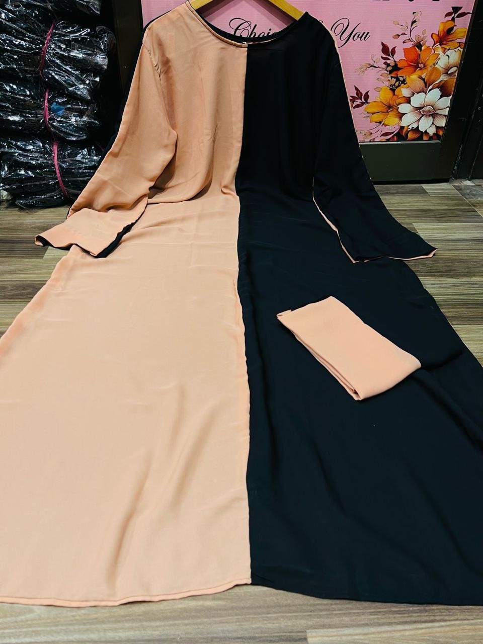 Elegent Abaya with Stroller