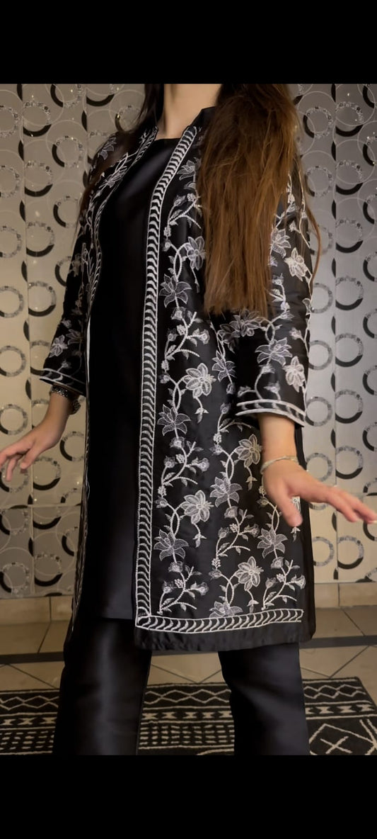 silver Gown 3Pcs pret