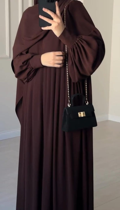 Sehar abaya with stroller