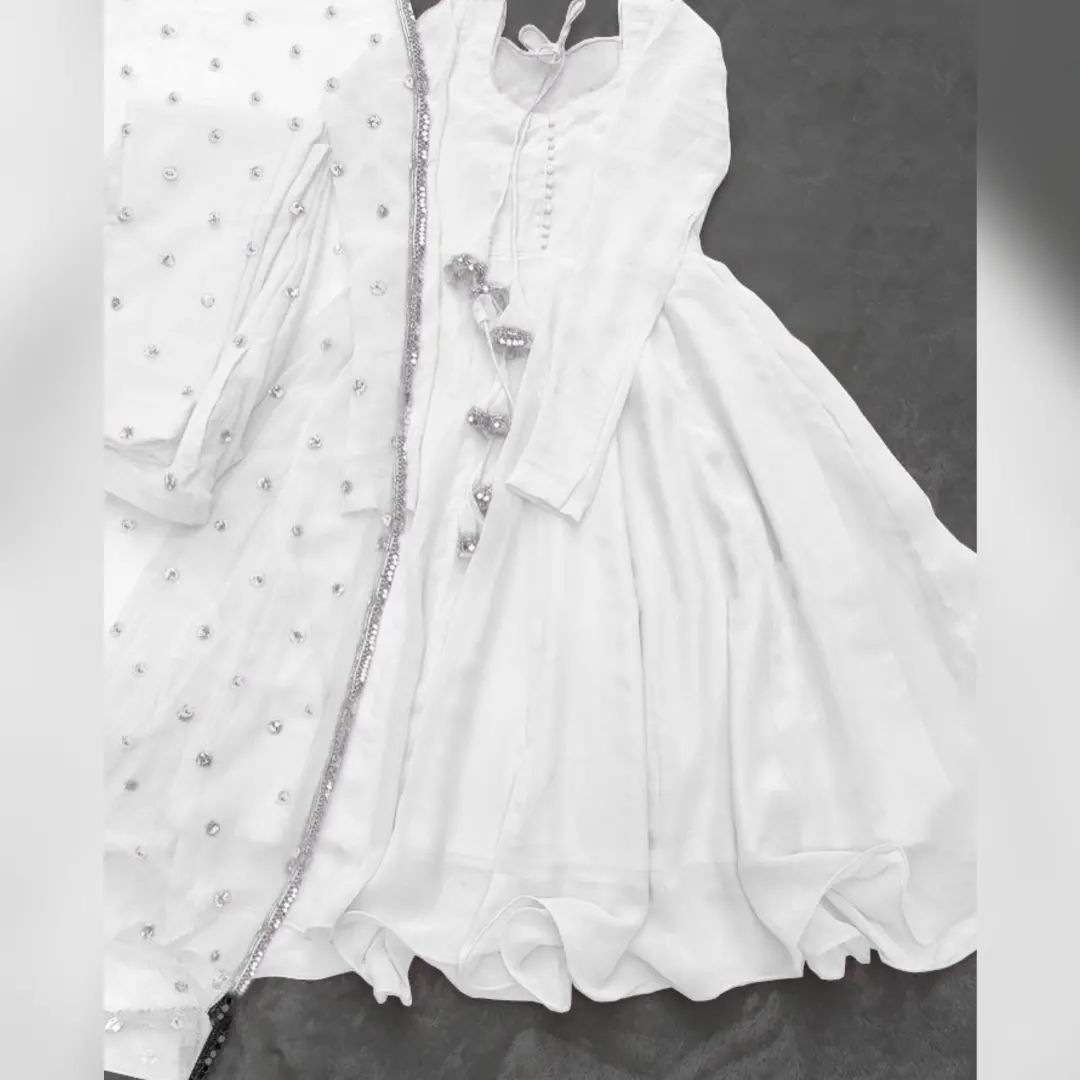 Coin three piece stitched suit for women