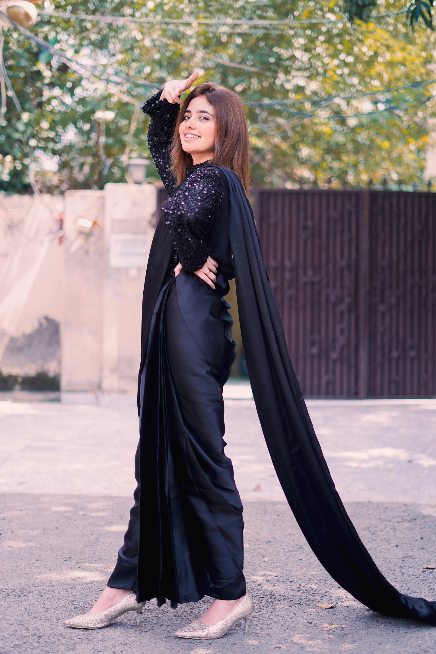 ARZOO PANT SAREE STITCHED